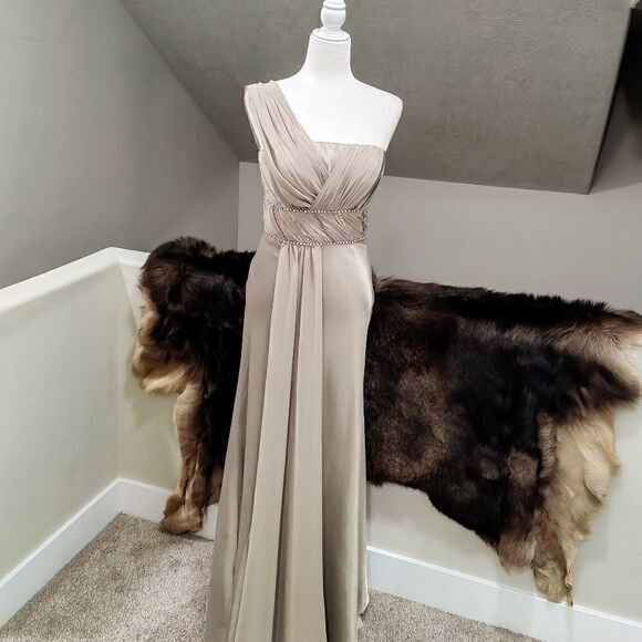 New One-Shoulder 2 ways to wear, Beaded Satin twill & Chiffon Gown - Picture 2 of 15